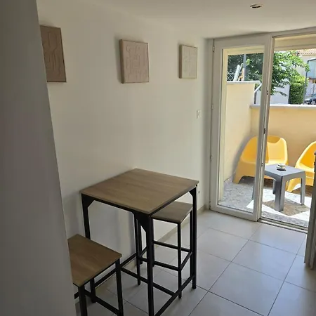 Small And Cozy Appartement